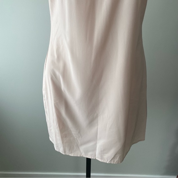 Elliatt Designer Mini Slip Dress Simple Minimalistic Blush Pink Size Small - Picture 5 of 7